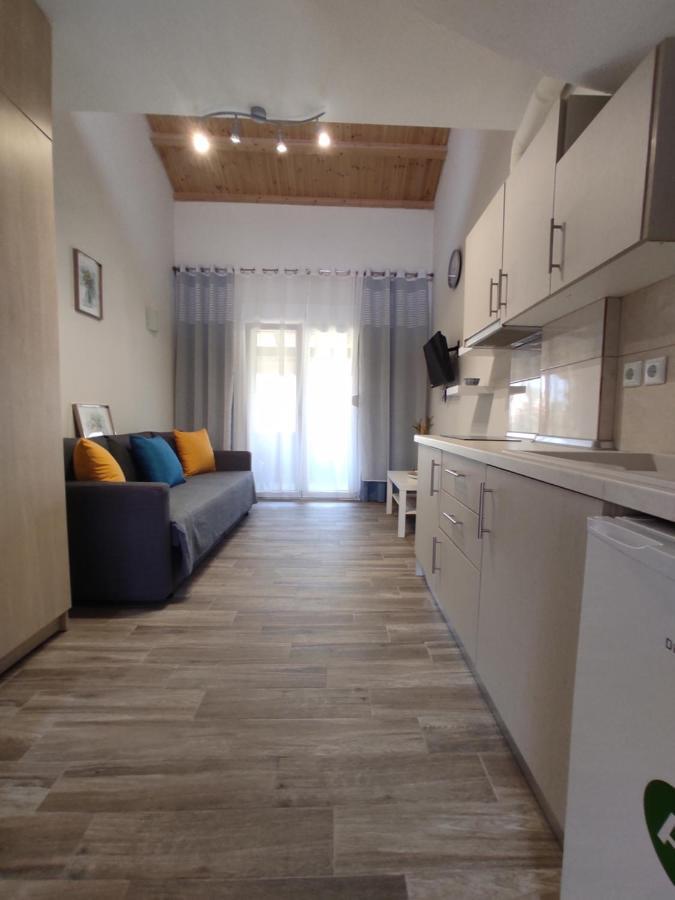Royals Apartments Nikiti  Exterior foto